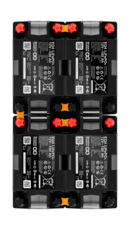 4 lithium batteries connected to one big bank Studio Boost